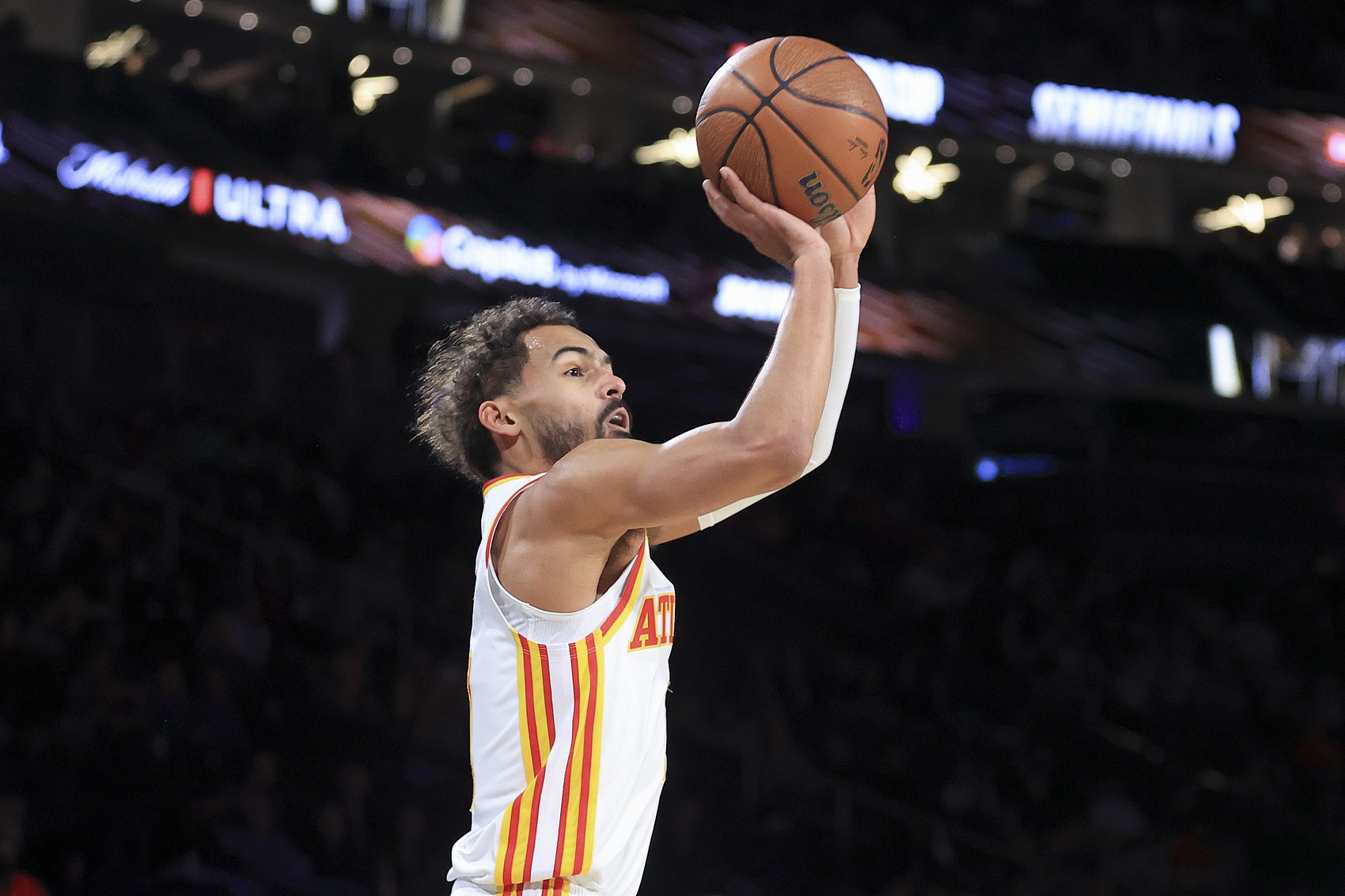 爱游戏tv-土耳其男篮碾压希腊男篮，特雷杨一己之力扛起全队