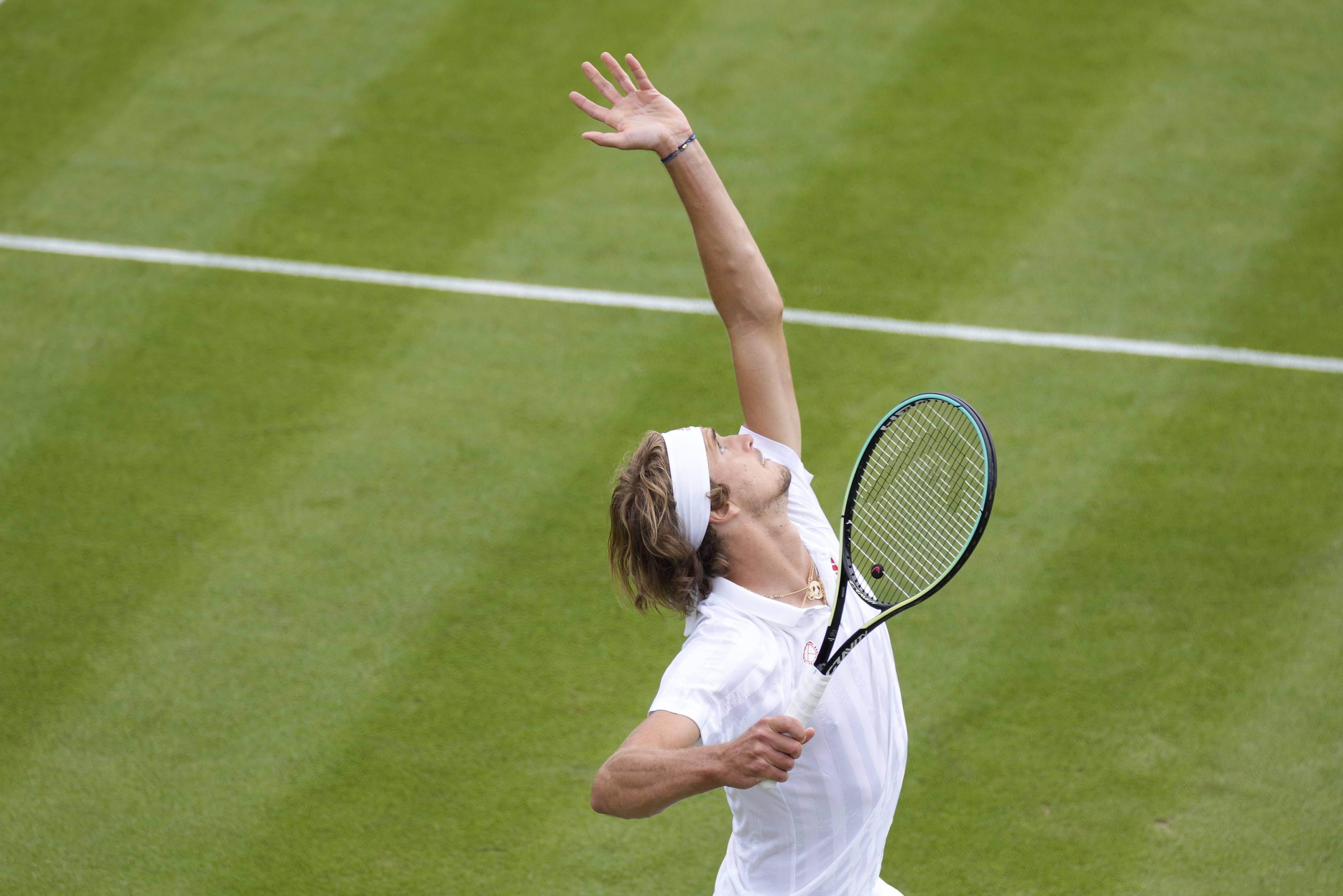 网球球员突破自我,表现堪称完美的简单介绍 网球球员突破自我,表现堪称完美的简单介绍