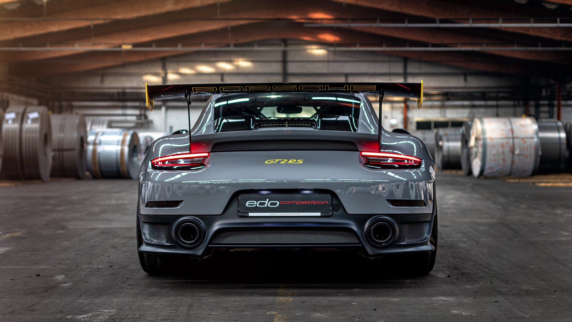 立体几何与平面艺术，双城记下的篮球法则