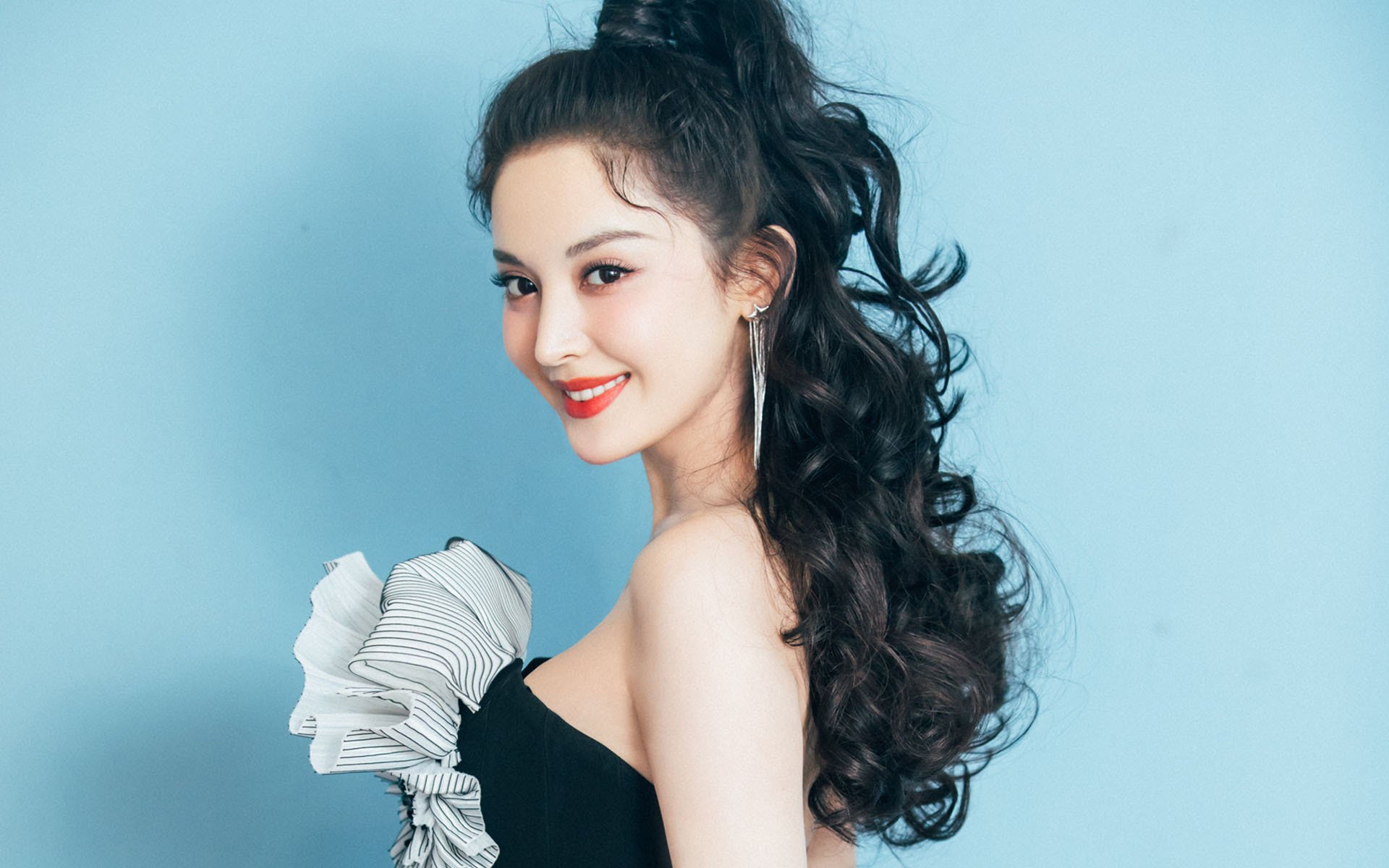 约基奇魔术师级别演出，快船团队火力打穿爵士铁壁