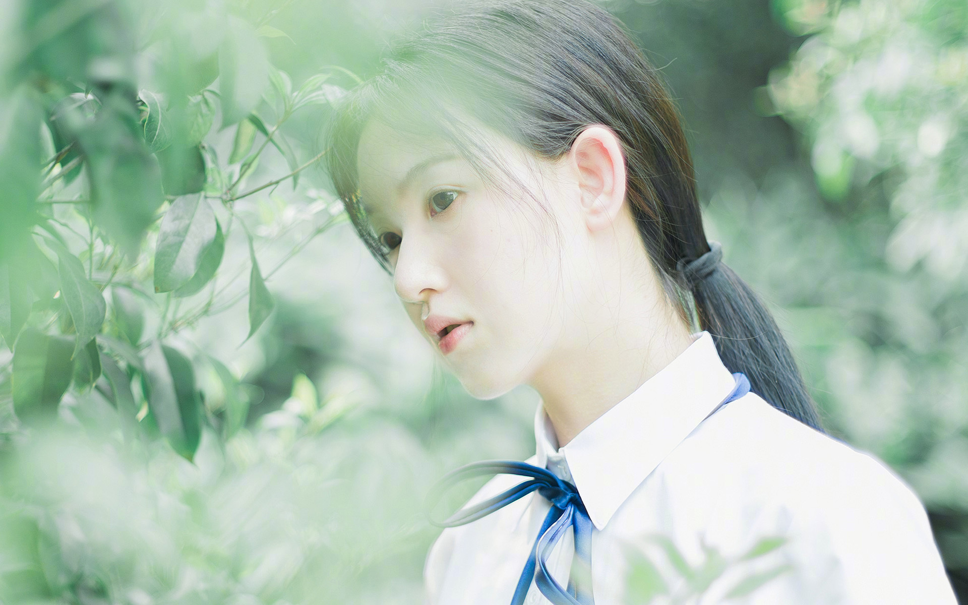 爱游戏-冰岛精神与F1赛道的逆袭交响曲，当维京战吼响彻围场，奥斯梅恩如极光般接管争冠之战